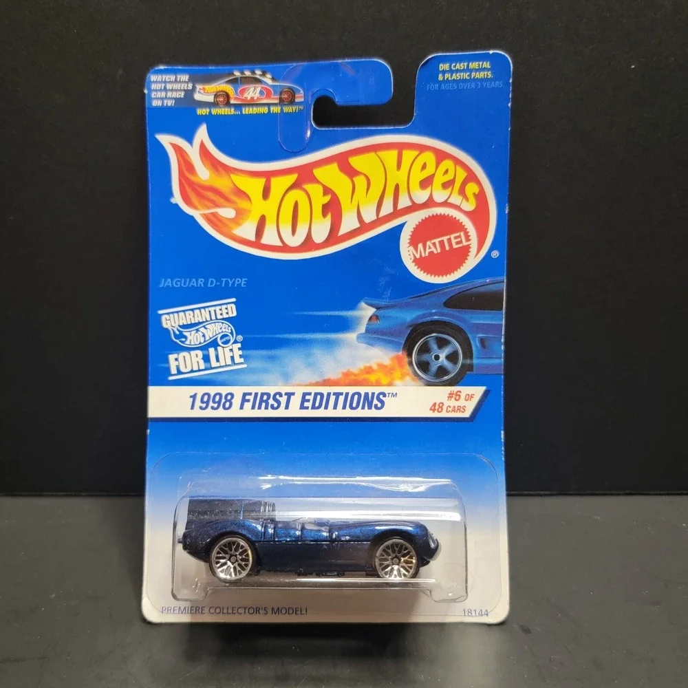 1998 Hot Wheels First Edition Jaguar D-Type 6/48 (Lace Hub Wheels) (1997 Card)